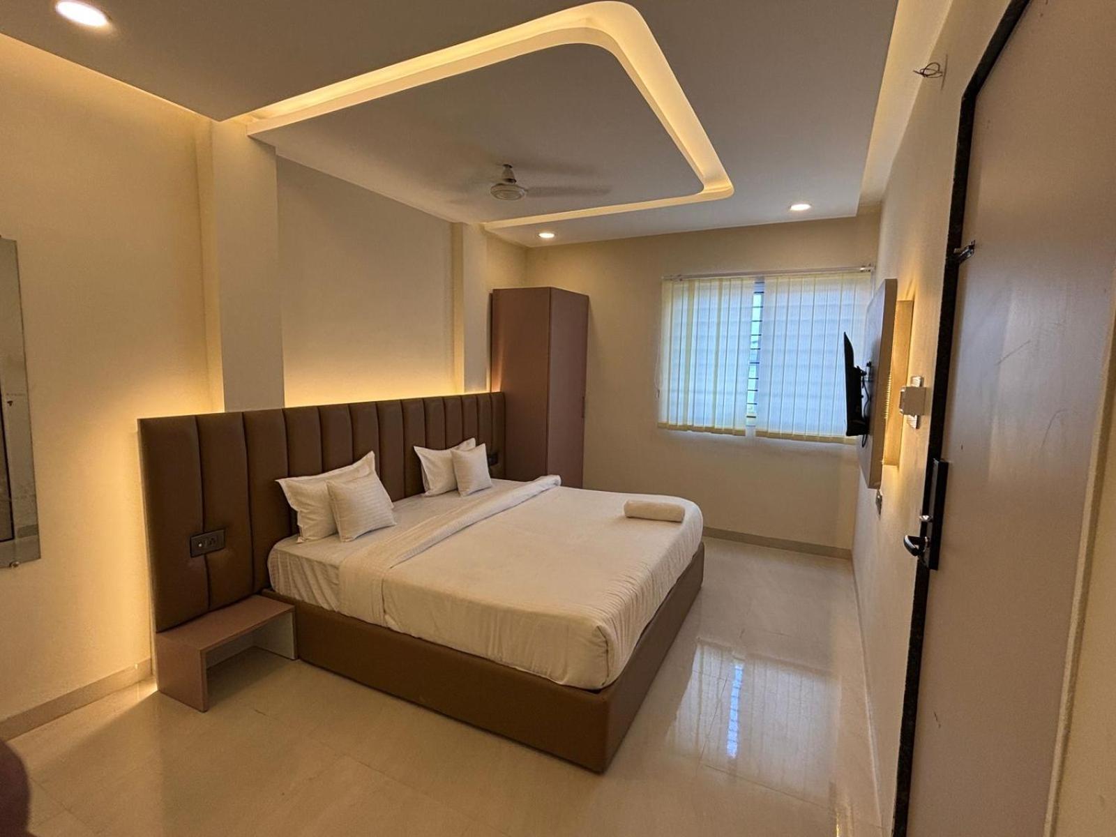Hotel Vilaasitaa Vijay Nagar Indore Exterior photo