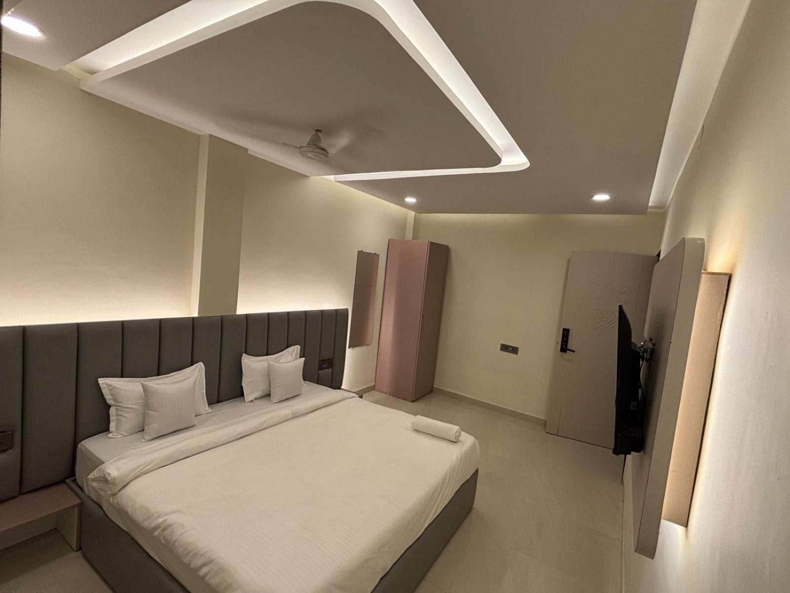 Hotel Vilaasitaa Vijay Nagar Indore Exterior photo